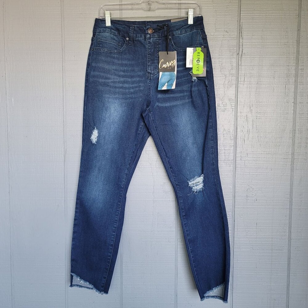 Royalty For Me Curvy Fit High-Rise Jeans. Size 8